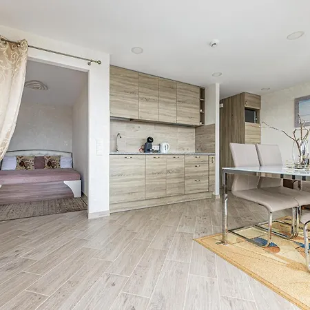 Apartmentspalanga No. 3 Апартаменты *