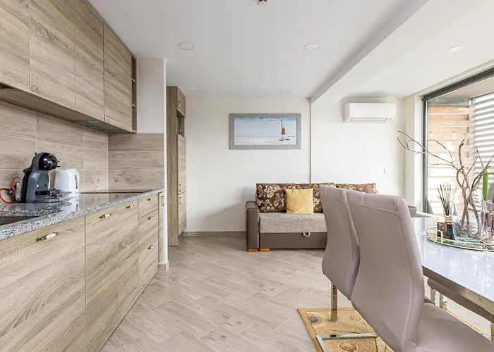 דירה Apartmentspalanga No. 3